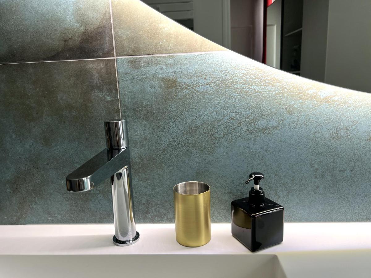 Marais Appartement 2 Chambres 2 Salles De Bain - Spa Jacuzzi ! 巴黎 外观 照片